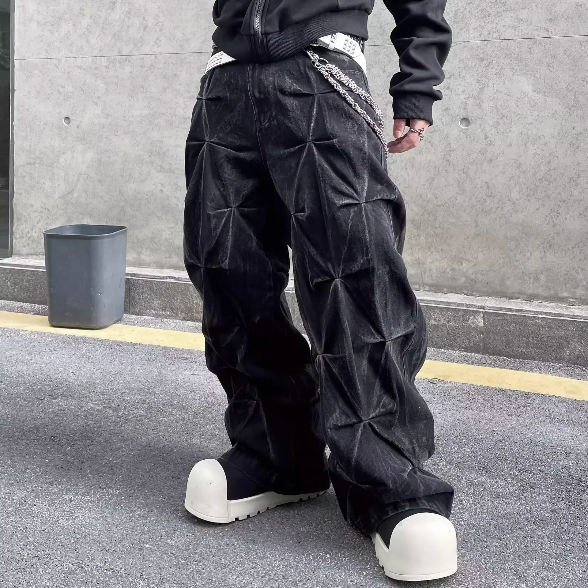 Jeans Masculino Preto Retro  – Design Moderno Estilo Balão - Imagem 2
