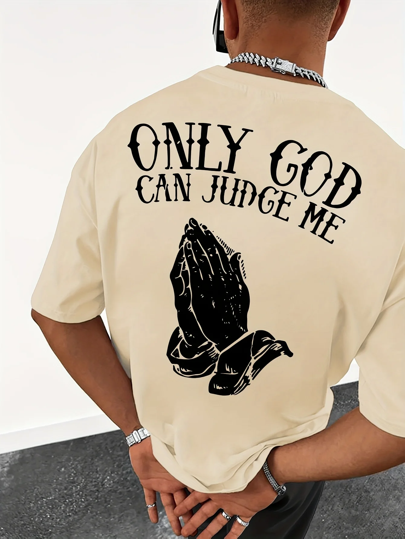 Camiseta Oversized Masculina 100% Algodão – Apenas Deus Pode Julgar - Imagem 3