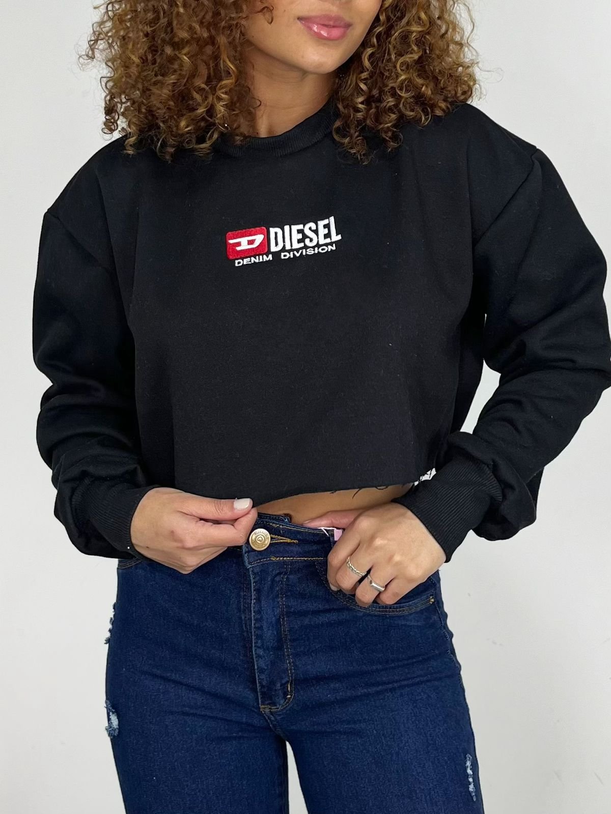Cropped Feminino em Moletinho Bordado Diesel Ref. 1486 - Imagem 3