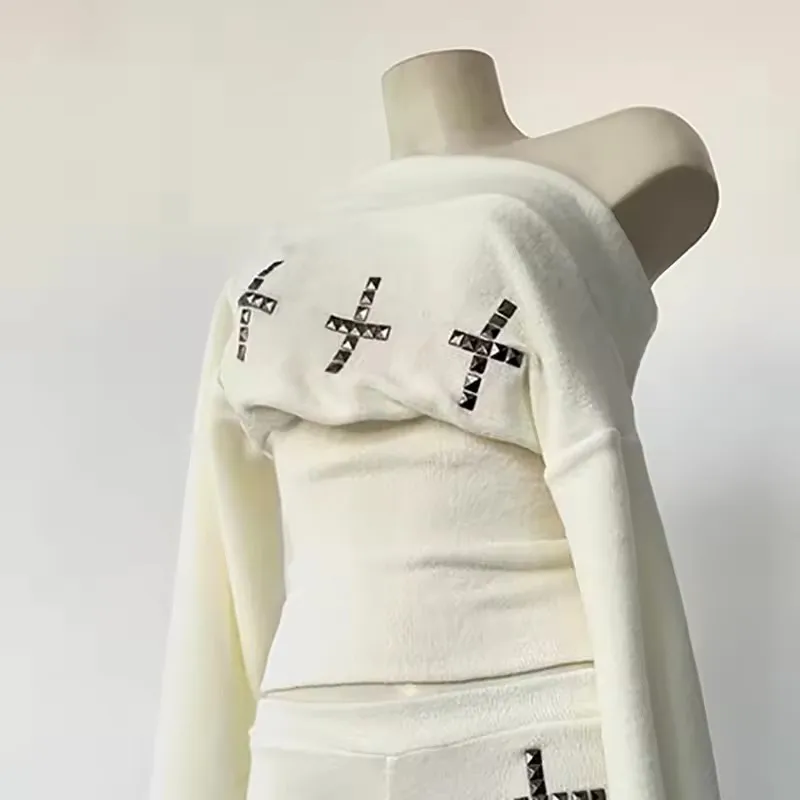 Top Cropped Feminino Y2K Streetwear | Manga Longa Ombro a Ombro - Imagem 2