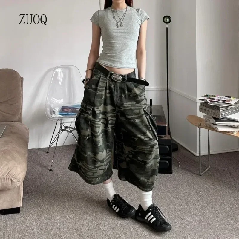 Bermudão Jeans Camuflado Unissex Streetwear | Cargo Wide Leg com Bolsos Utilitários | LANÇAMENTO